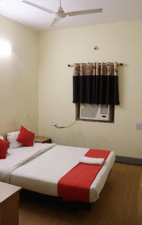 Hotel Chandra Jamshedpur Eksteriør billede